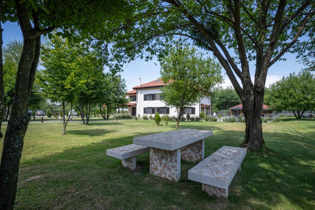 Pensiunea Negoiu Porumbacu de Sus Extérieur photo